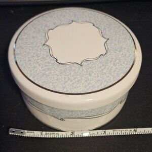 Wedgwood Venice Bone China Trinket Box With Lid Original Box